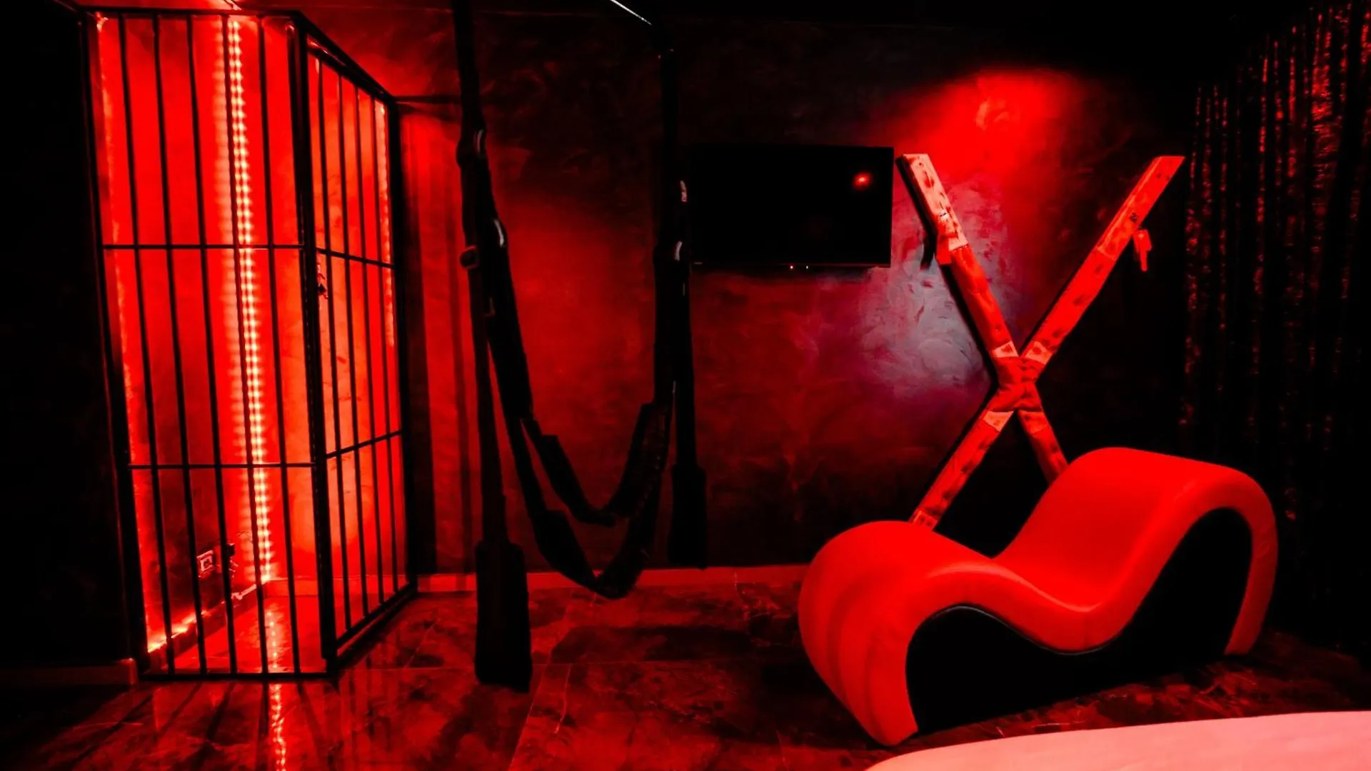 شقة Bucharest Love Room Jacuzzi رومانيا