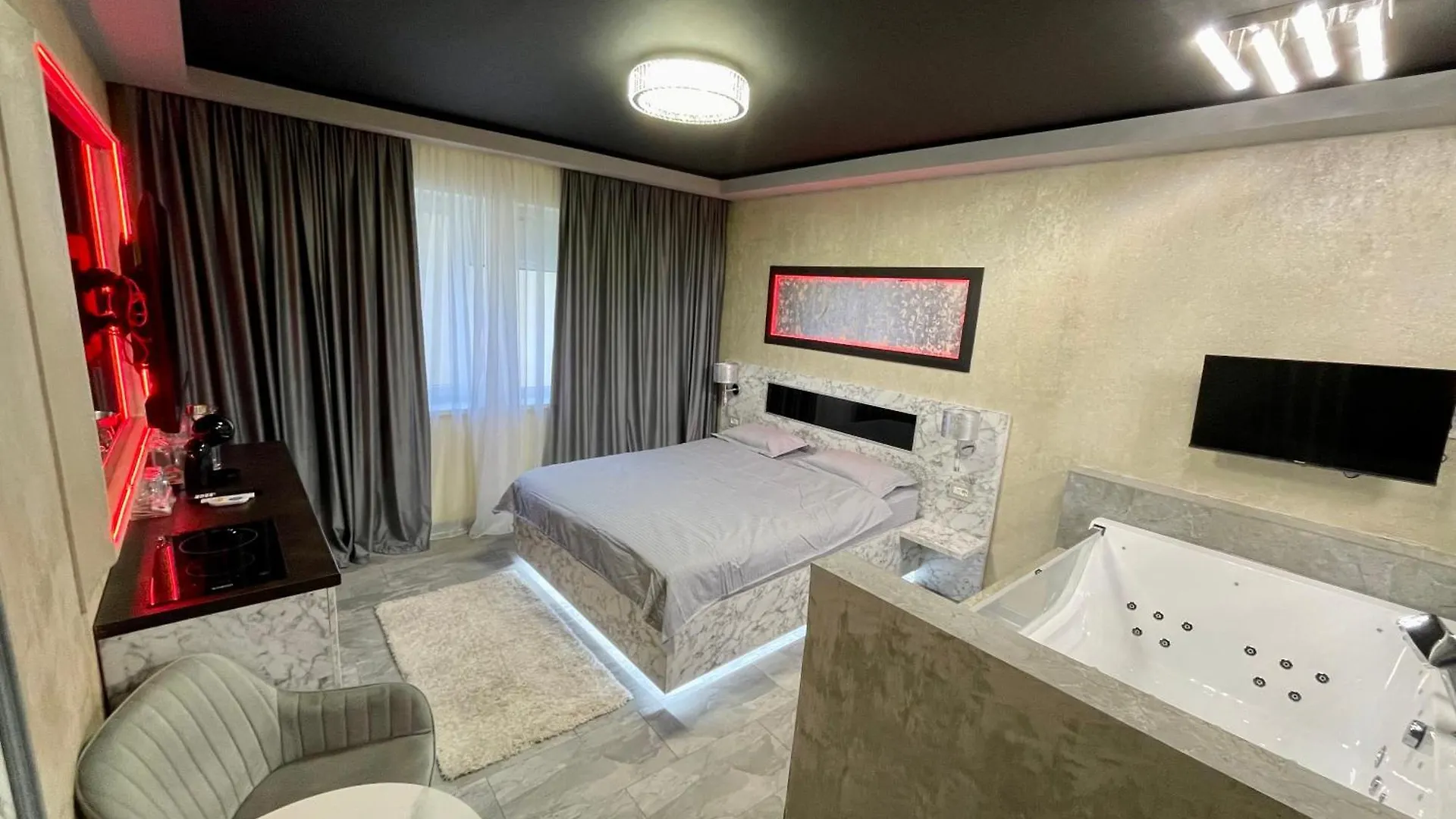 Luxury Jacuzzy Aparment Apartment Bucharest Romania