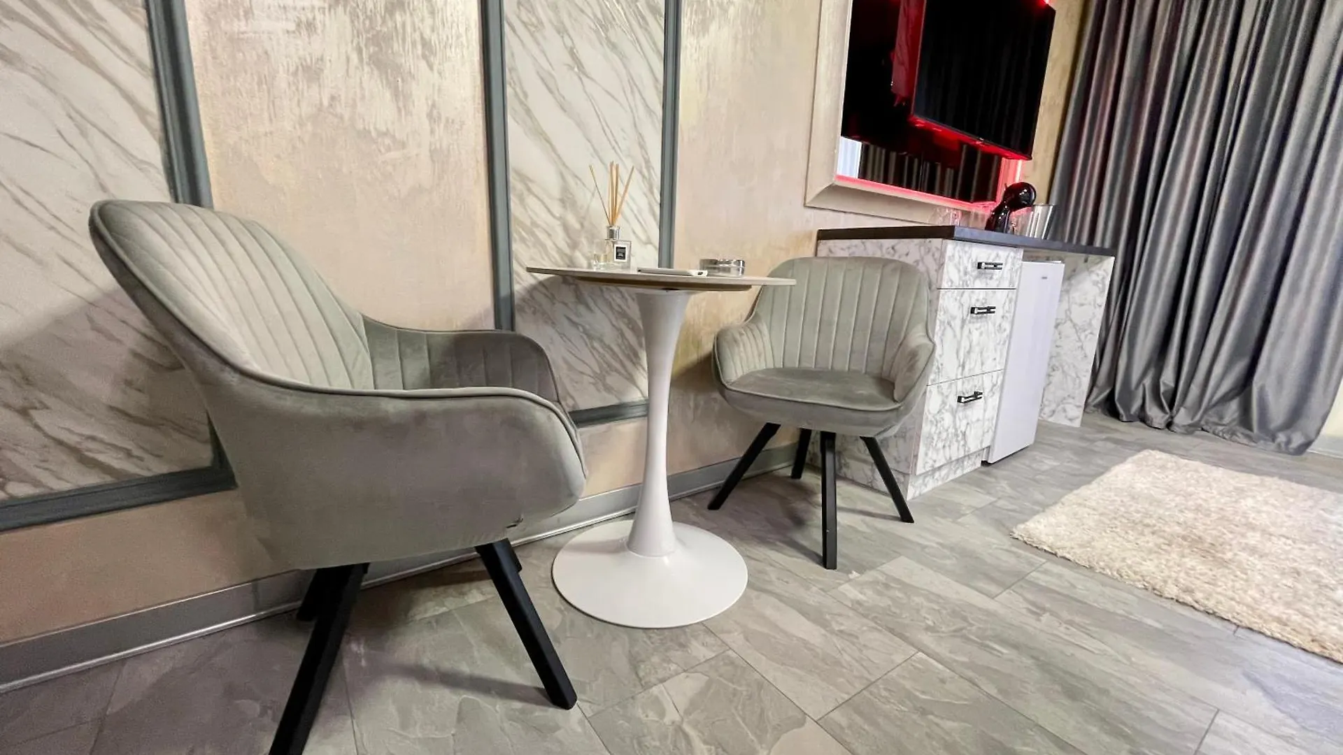 Luxury Jacuzzy Aparment Apartment Bucharest